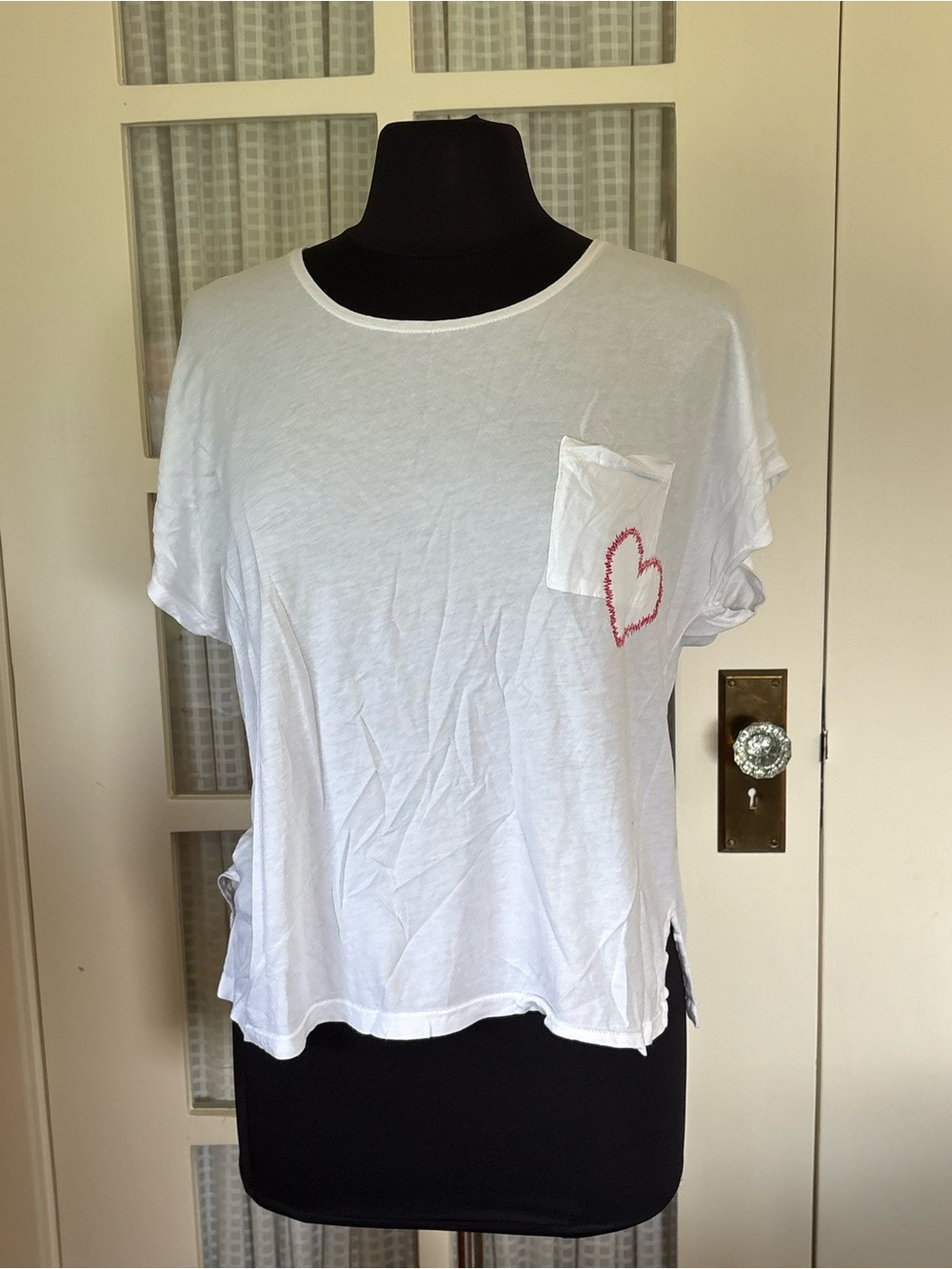 Sundry White Short-Sleeve Pocket Tee with Pink Heart